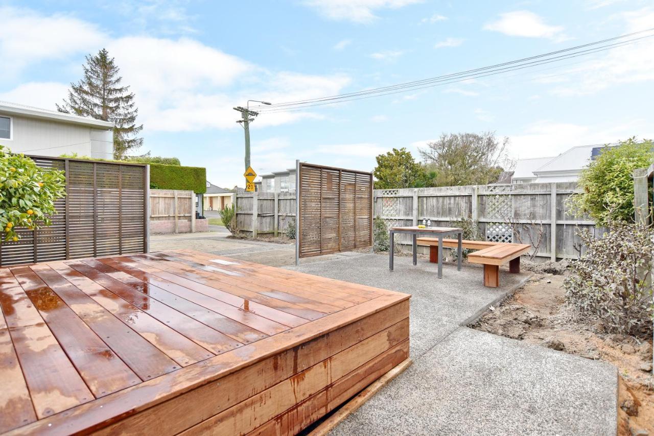 Brockworth Place - Christchurch Holiday Homes Exterior photo