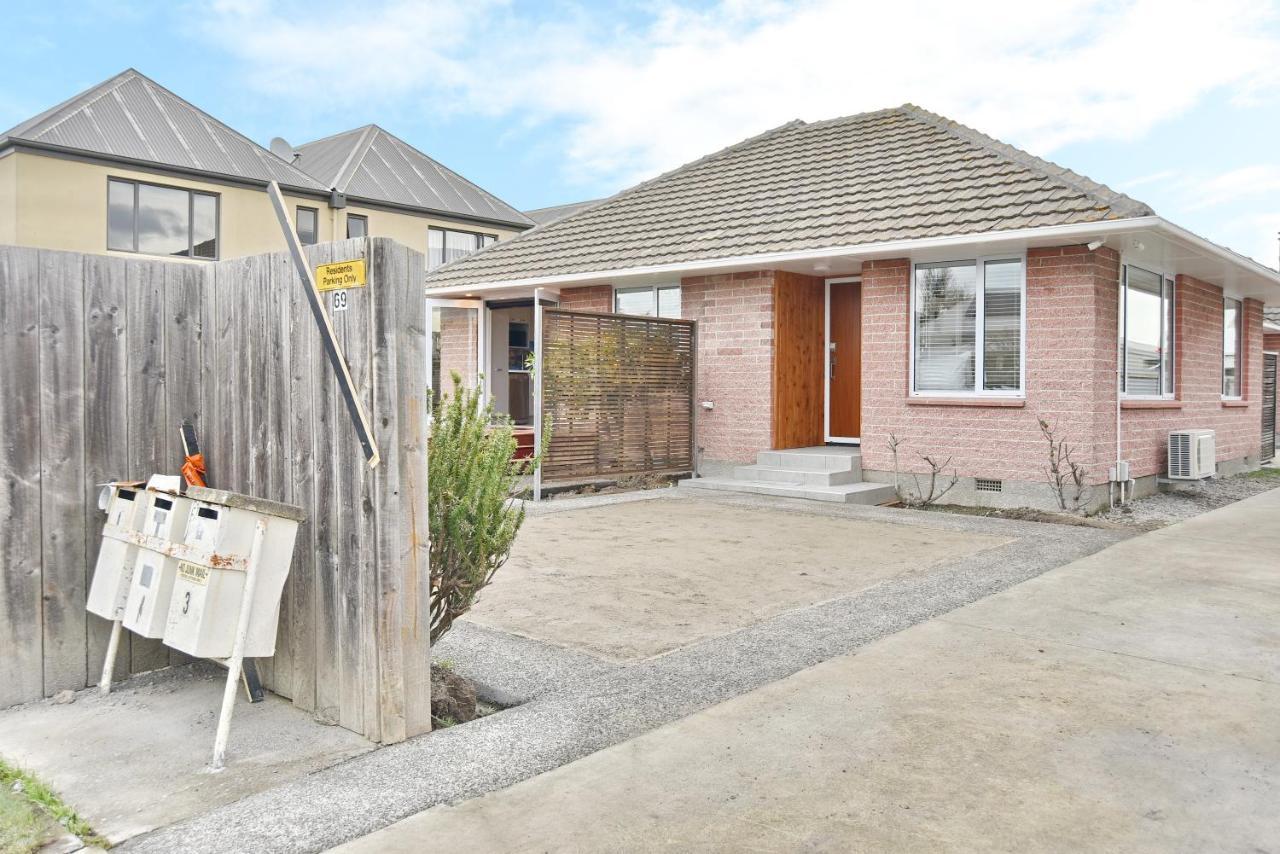 Brockworth Place - Christchurch Holiday Homes Exterior photo